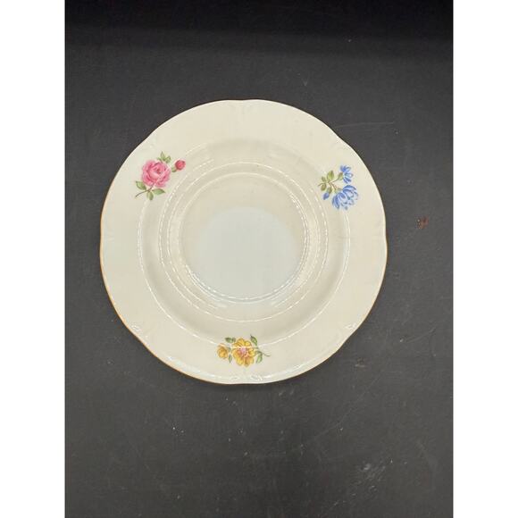 1970s JLMenau Henneberg Porzellan Floral Cup and Saucer Set , GDR - Picture 3 of 10